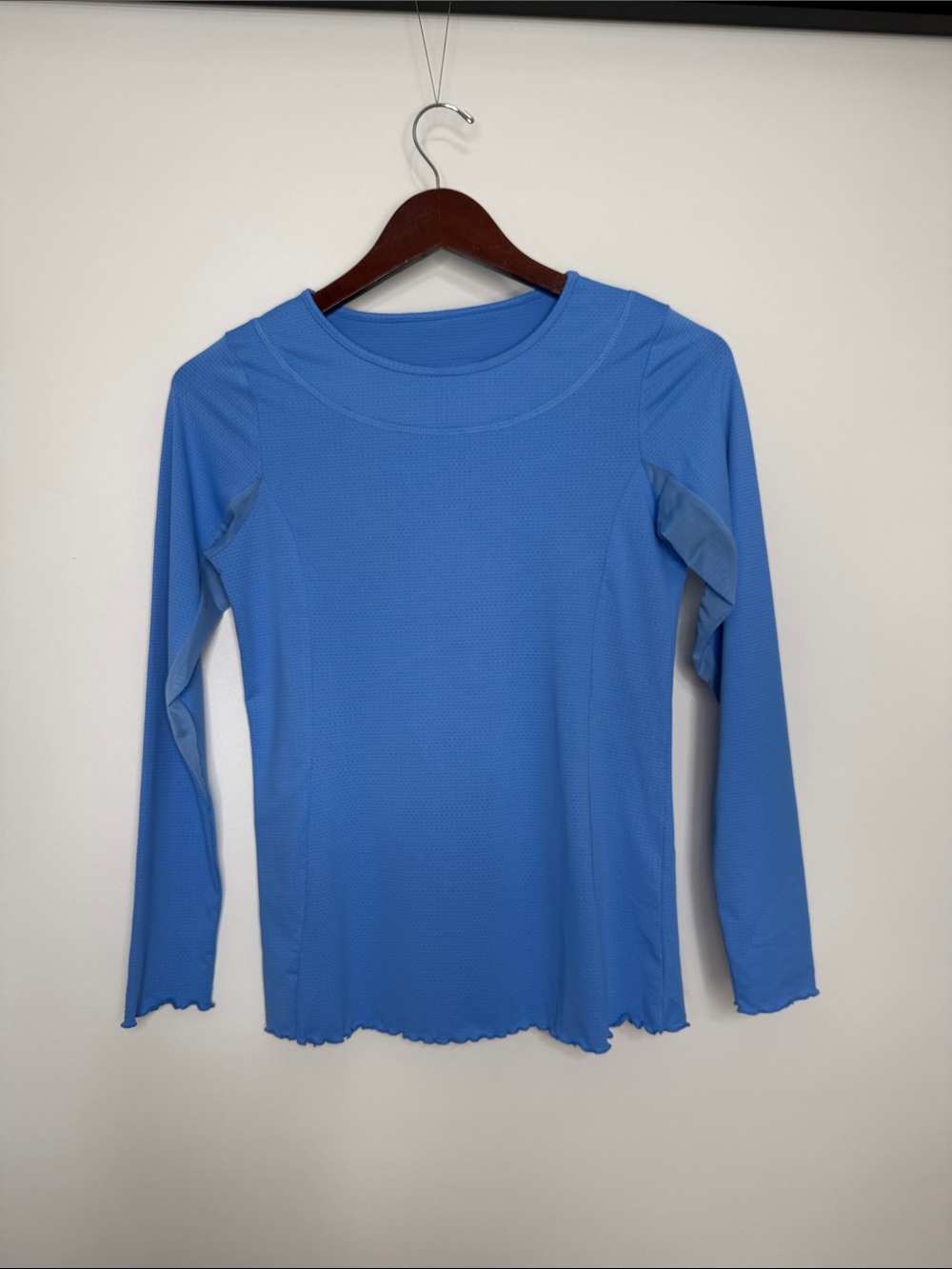 Gottex Lettuce Edge Long Sleeve Pullover Top in Blue XS